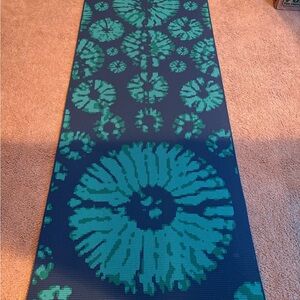 GAIAM Blue and Teal Yoga Mat